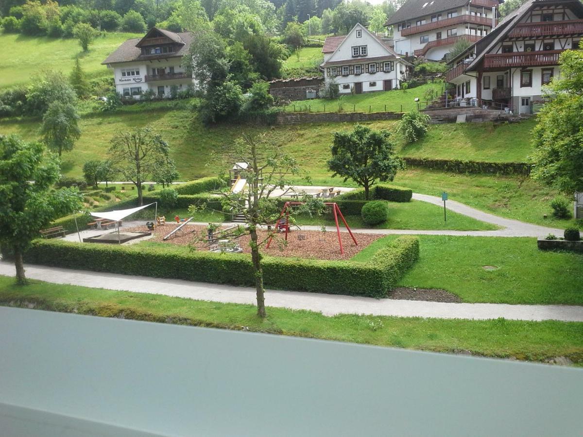 Haus Laetsch Apartment Bad Peterstal-Griesbach Ngoại thất bức ảnh